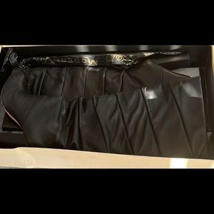 Modern Vintage 7.5 black high boots